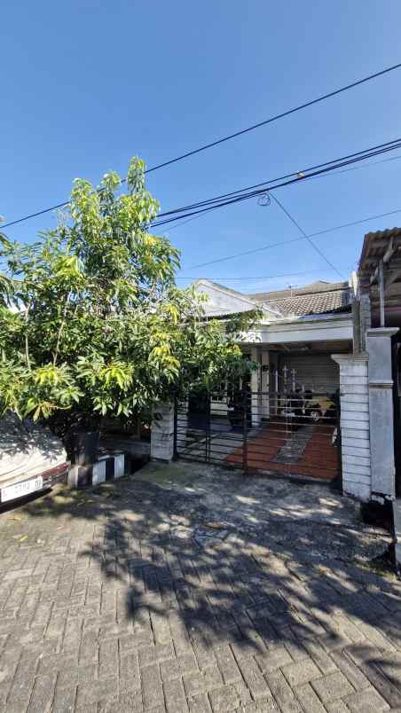 dijual rumah kutisari indah utara surabaya