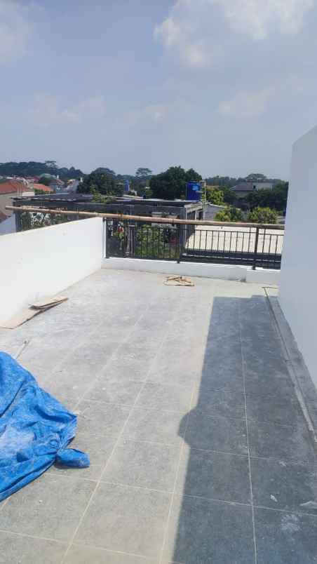 dijual rumah lenteng agung