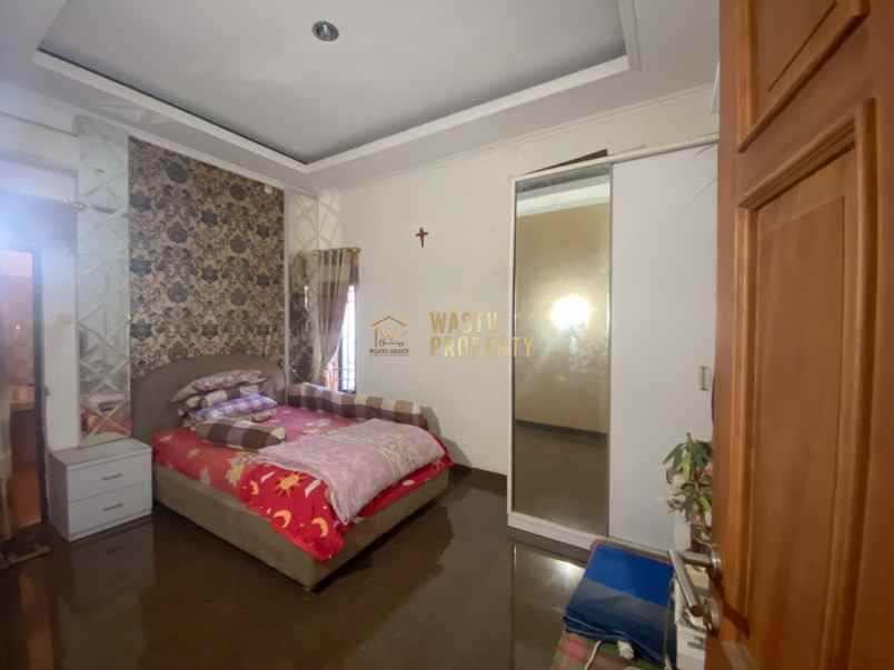 dijual rumah maguwoharjo kec depok kab