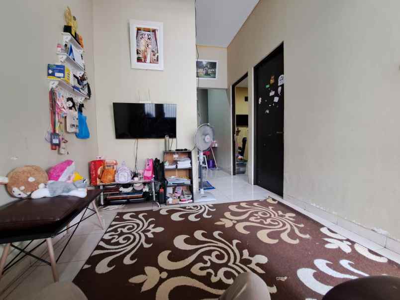 dijual rumah mampang grogol