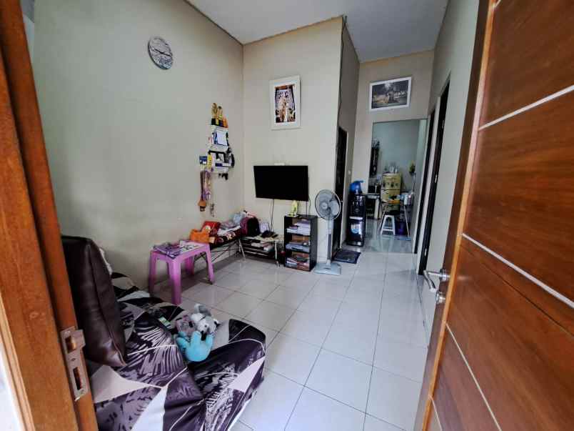 dijual rumah mampang grogol