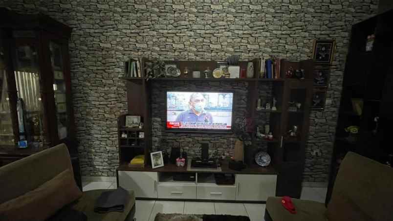 dijual rumah medan satria