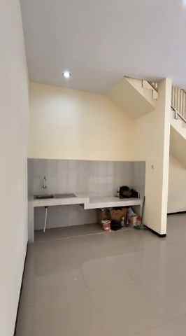 dijual rumah mulyosari