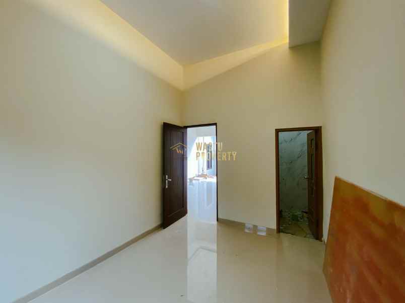 dijual rumah ngemplak