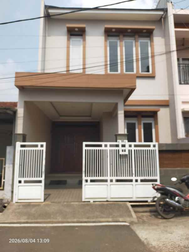 dijual rumah pagedangan