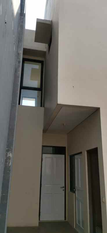 dijual rumah pagedangan