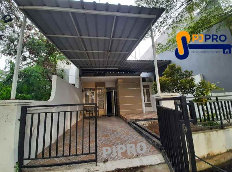 dijual rumah panjibuwono city cluster