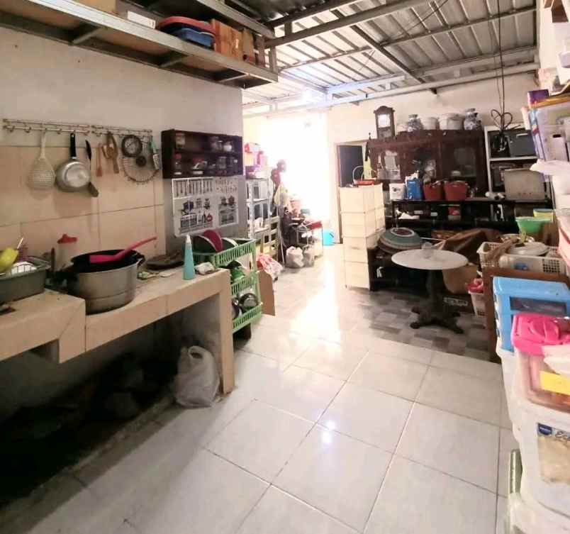 dijual rumah pasar ngino