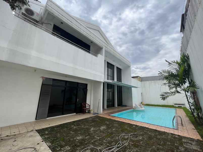 dijual rumah pela mampang kec mampang