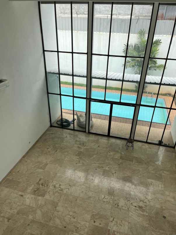 dijual rumah pela mampang kec mampang