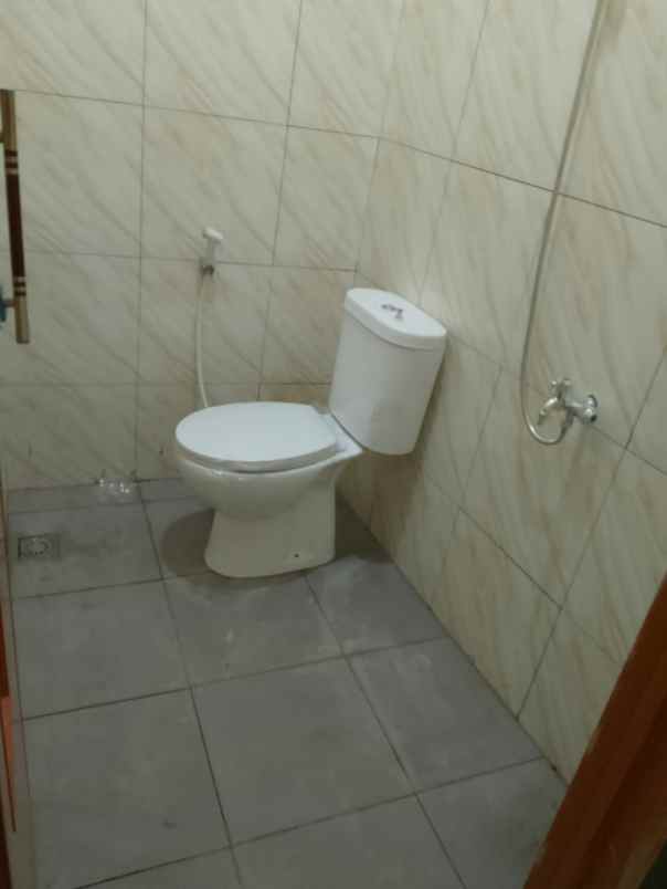 dijual rumah pengasinan sawangan depok