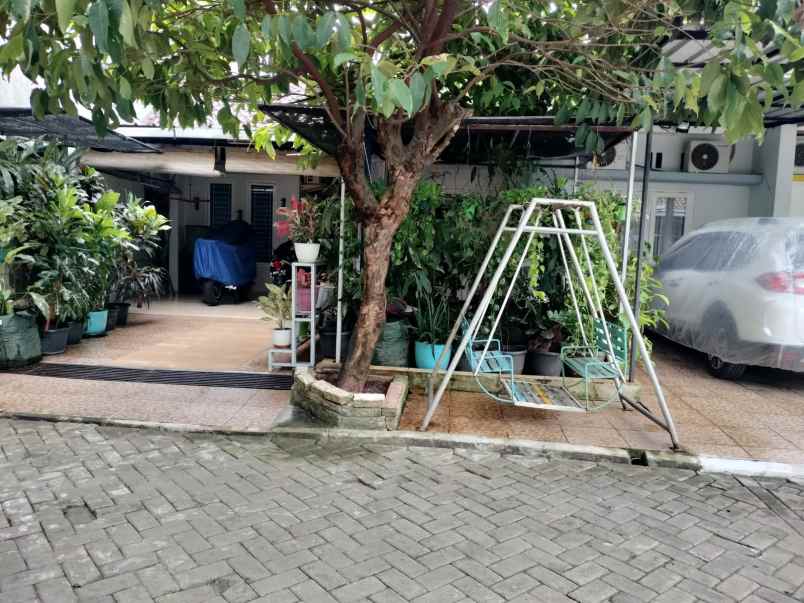 dijual rumah peninggalan