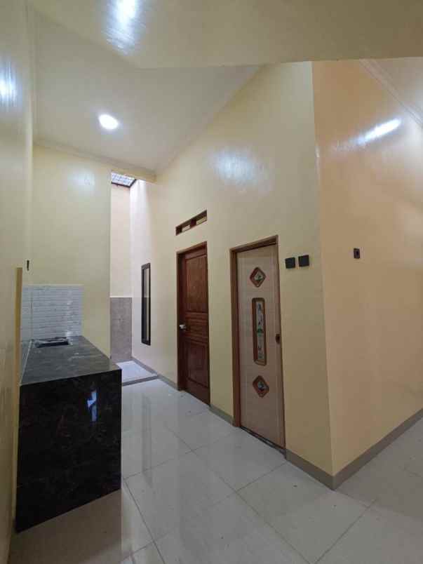 dijual rumah permata hijau permai kota