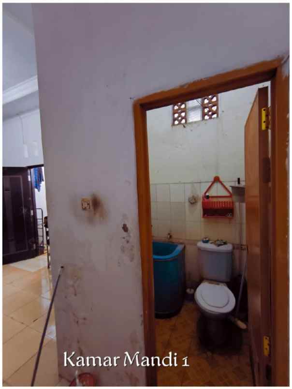 dijual rumah perum latansa indah blok b