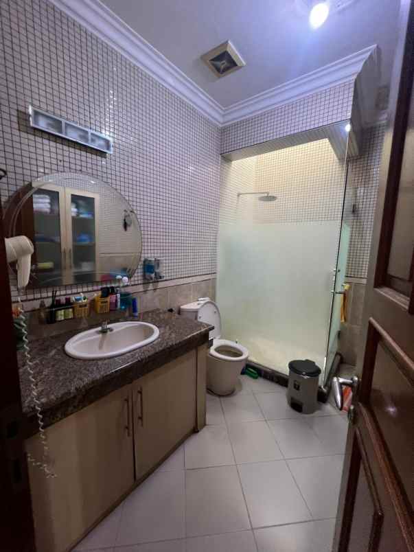 dijual rumah perumahan bsd serpong