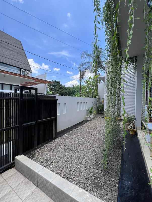 dijual rumah perumahan bukit cireundeu