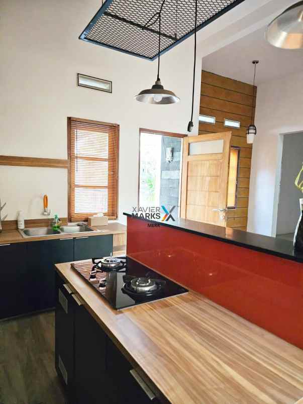 dijual rumah perumahan bukit randu