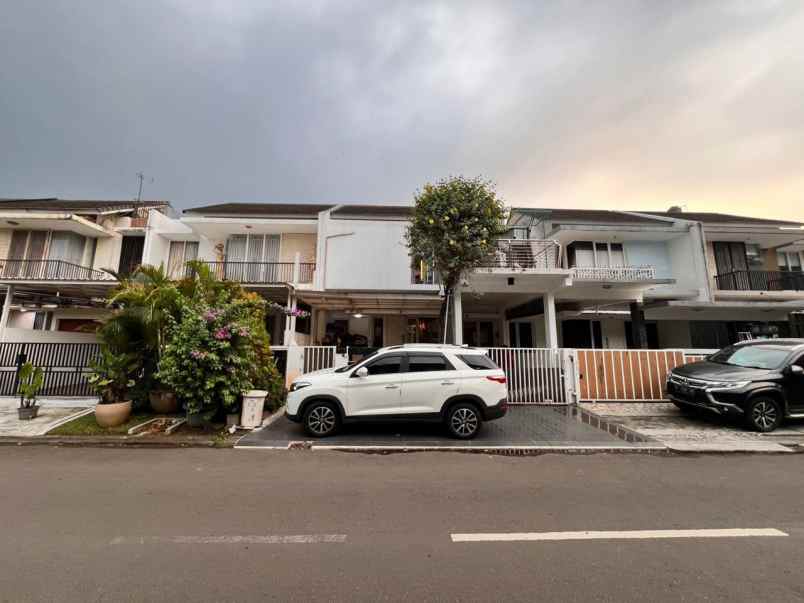 dijual rumah perumahan citragran cibubur