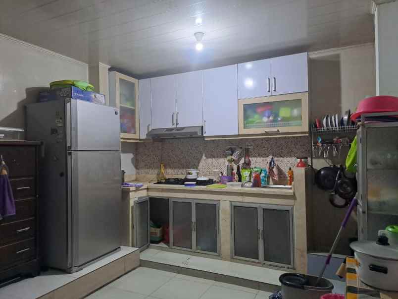 dijual rumah perumahan griya kencana