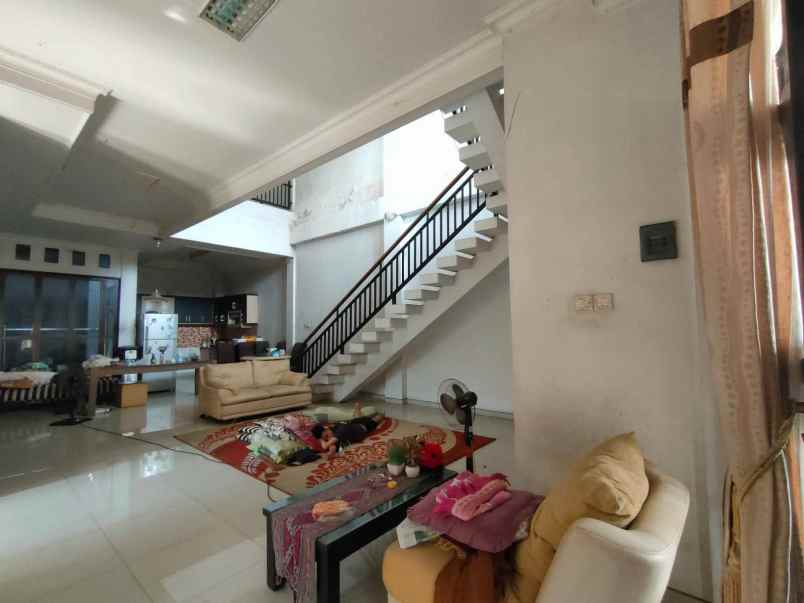 dijual rumah perumahan kota baru