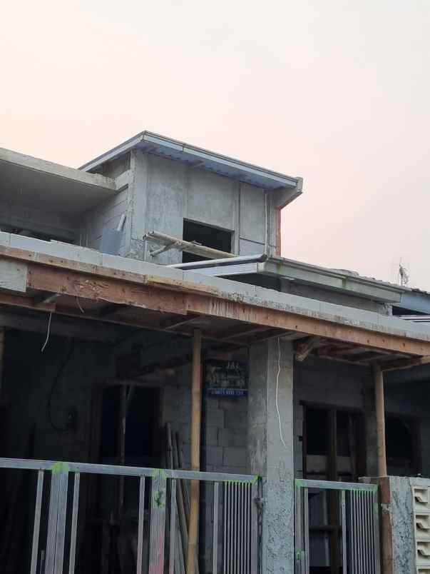 dijual rumah perumnas depok utara