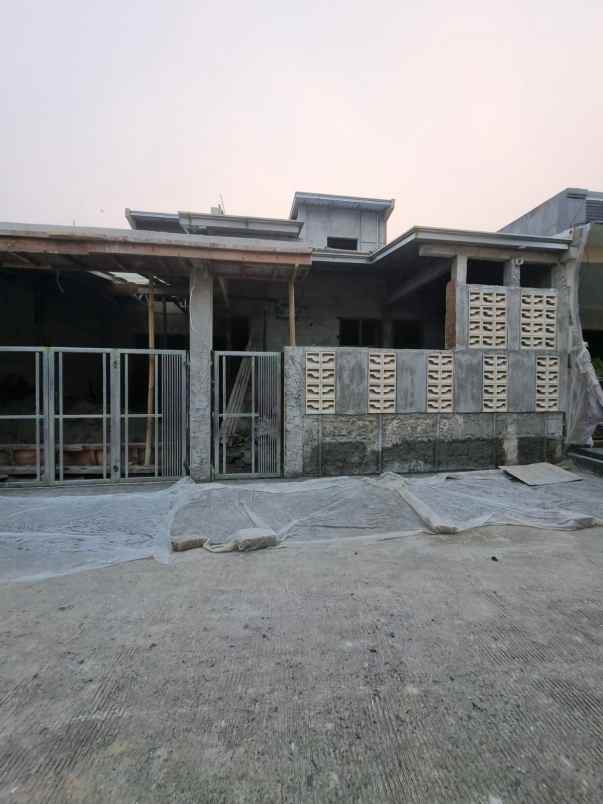 dijual rumah perumnas depok utara
