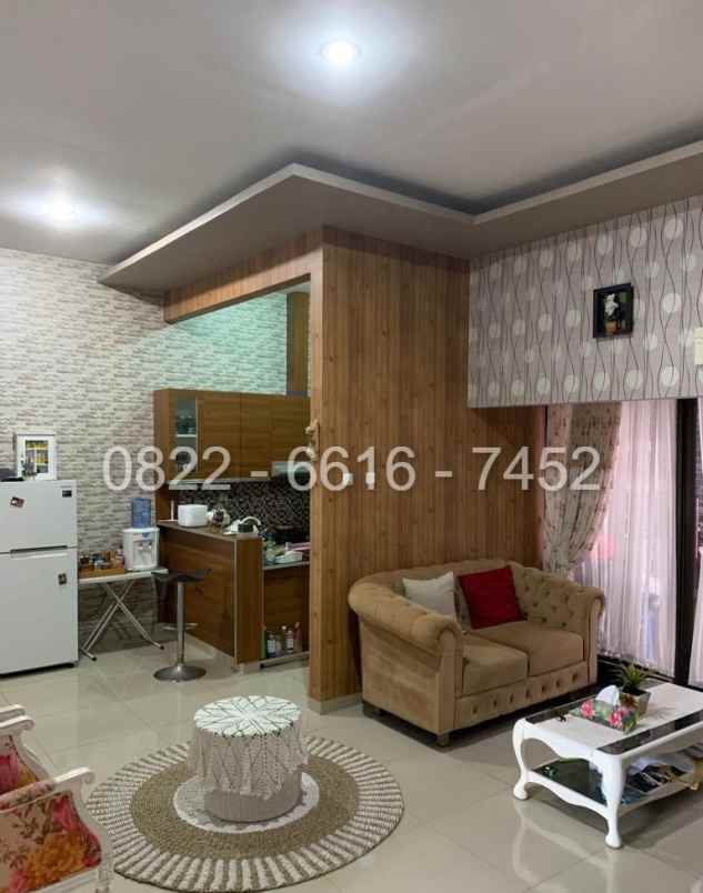 dijual rumah pine villa