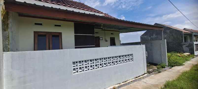 dijual rumah pokoh nglinggi klaten selatan