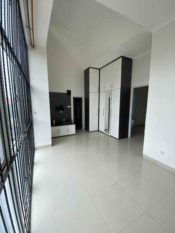 dijual rumah pondok kelapa