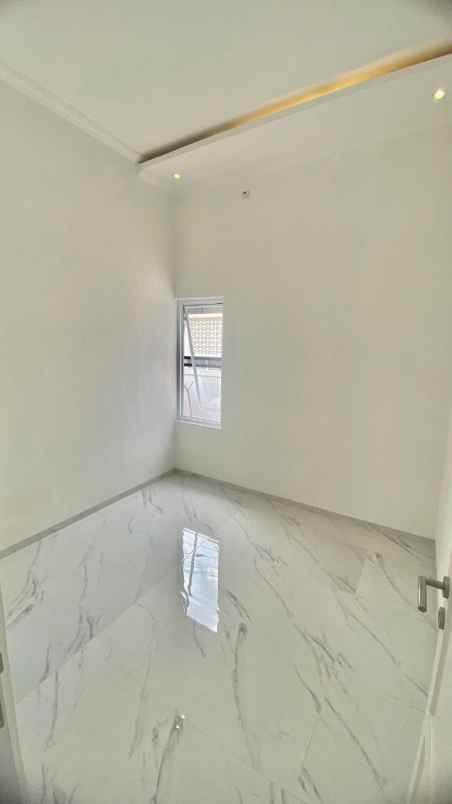 dijual rumah pondok pekayon indah