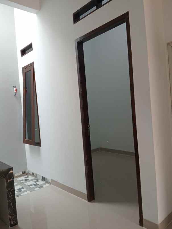 dijual rumah pondok ungu permai sektor