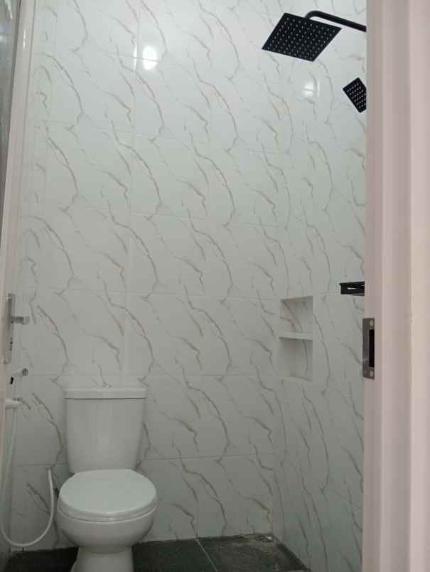 dijual rumah pondok ungu permai sektor