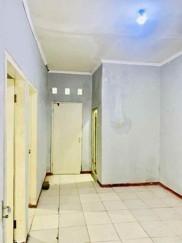 dijual rumah puri gunung anyar