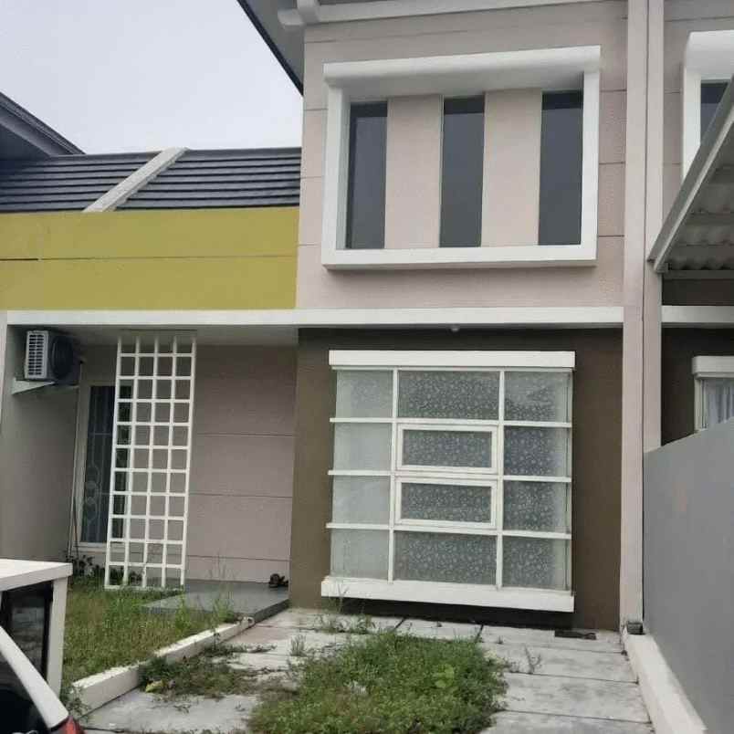 dijual rumah puri surya jaya
