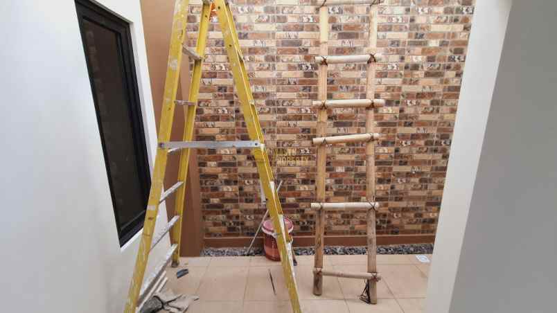 dijual rumah purwomartani kec kalasan