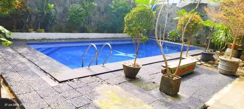 dijual rumah ragunan