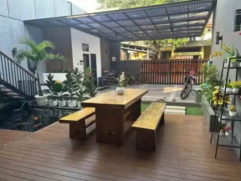 dijual rumah rawalumbu