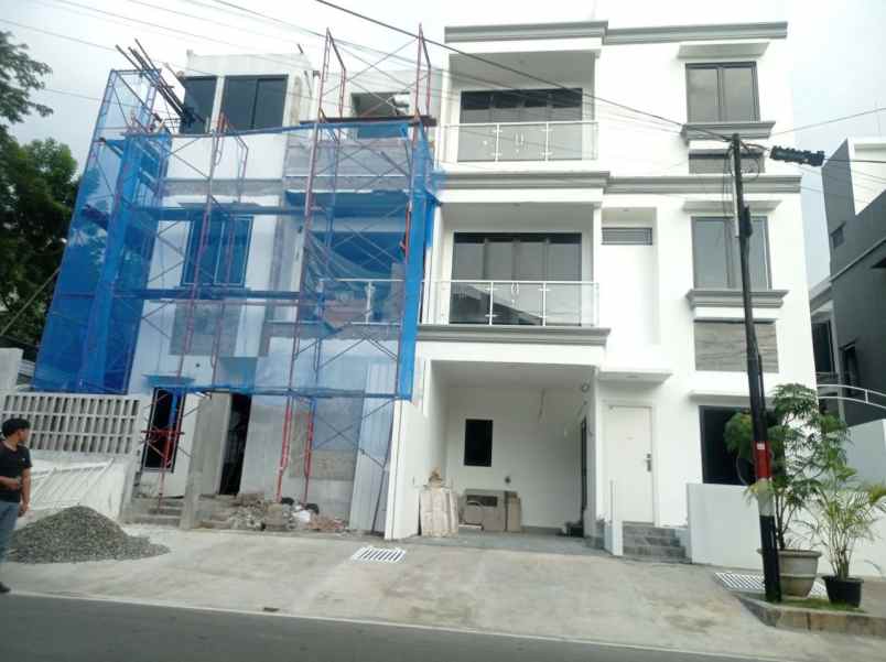 dijual rumah rawasari cempaka putih