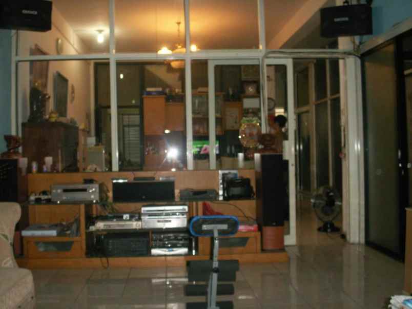 dijual rumah raya arjuna