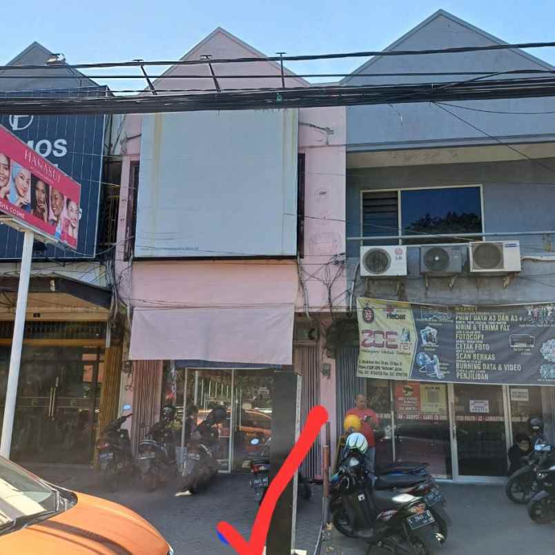dijual rumah raya medokan