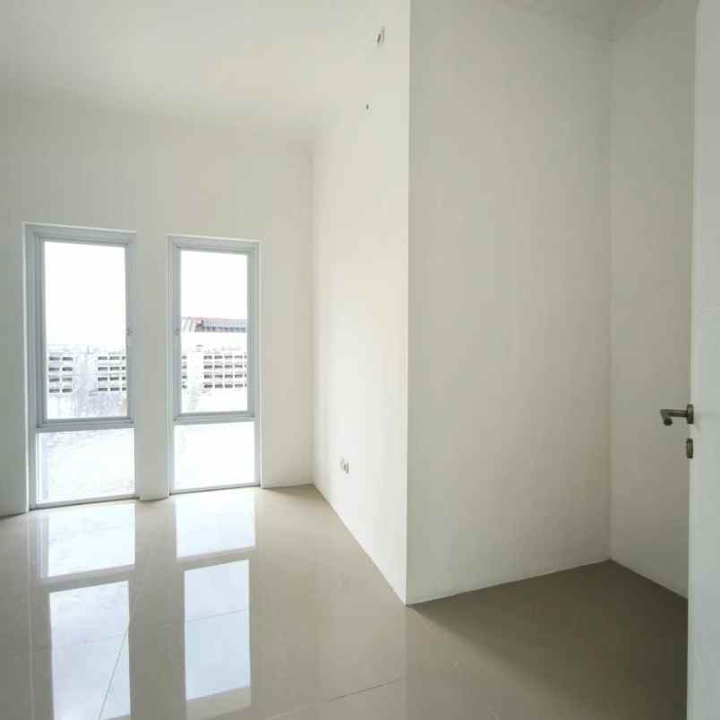 dijual rumah regency one pogot