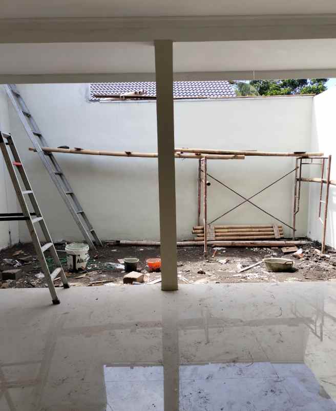 dijual rumah selomartani