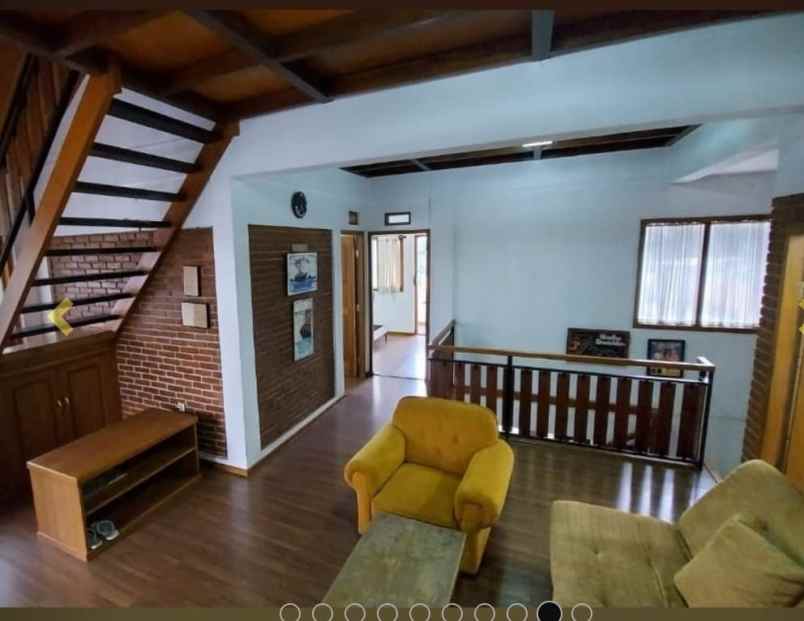dijual rumah setiabudi gegerkalong bandung