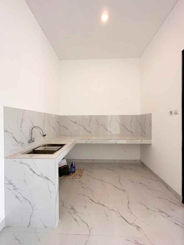 dijual rumah setu cipayung jaktim