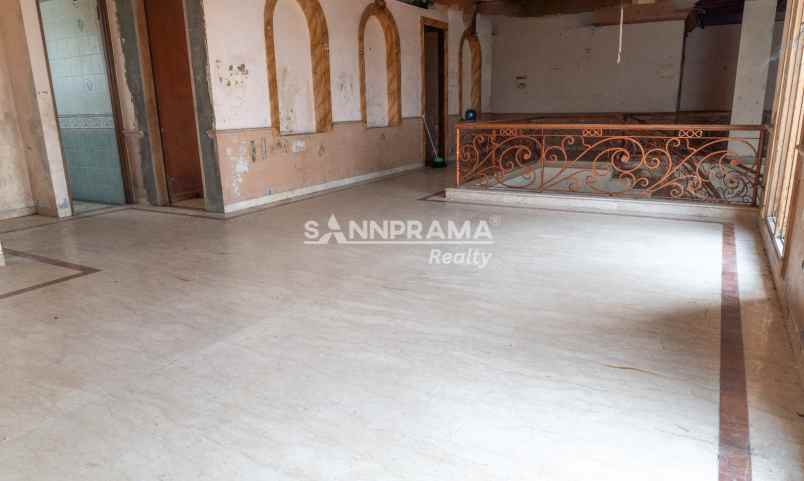 dijual rumah siap huni di perumahan megapolitan cinere