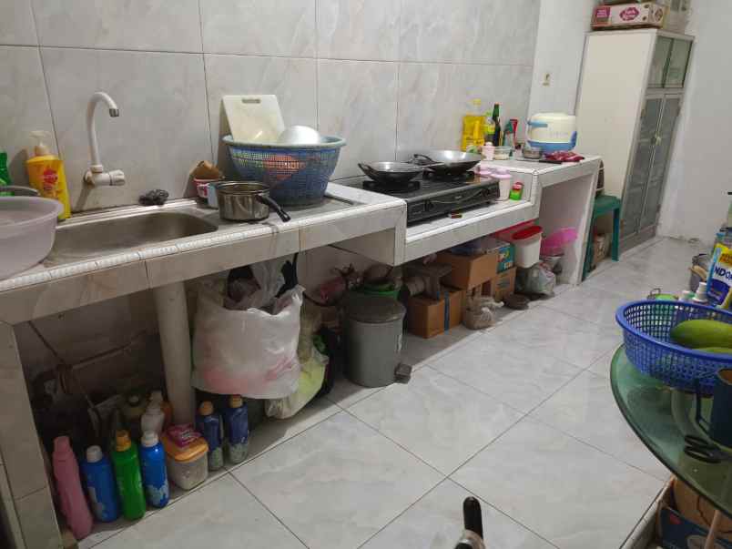 dijual rumah siap huni strategis