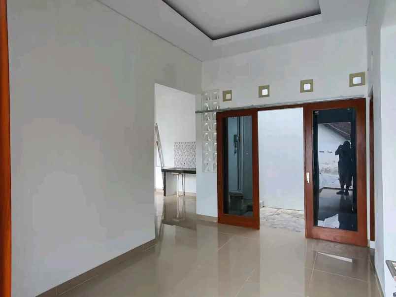 dijual rumah ske city park