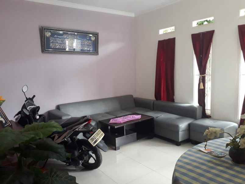 dijual rumah sukamaju cilodong