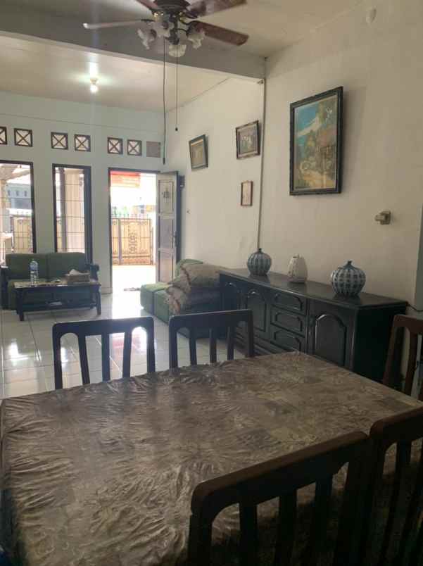 dijual rumah sukatani depok