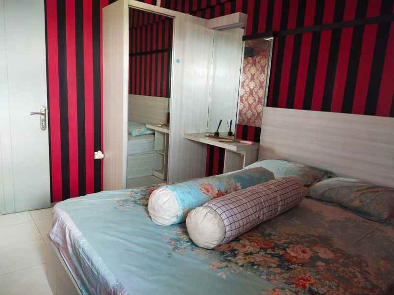 dijual rumah sukolilo